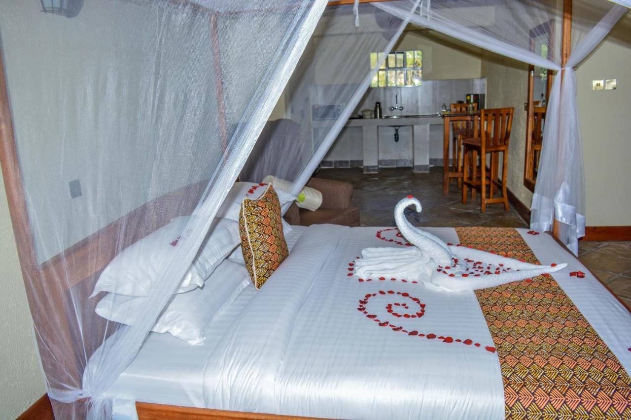 Mwanzo Lodge ไนวาชา ภายนอก รูปภาพ
